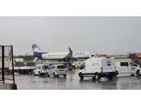 Antalya Havalimanı’nda korkutan kaza ucuz atlatıldı