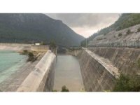 Alanya Dim Barajı’nda  su seviyesi yükseldi bölgeye yakın bazı evlerin tedbir amaçlı boşaltılması istendi