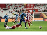 Trendyol Süper Lig: Antalyaspor: 3 - Samsunspor: 1 (Maç sonucu)