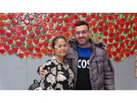 Sevgililer Günü’nde eşinden gelen hayat