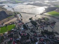 Adana’da afetin boyutu havadan görüntülendi