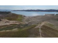 Seyhan Baraj Gölü’ndeki kuraklık ve sonrası dron ile görüntülendi