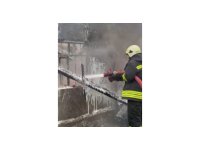 Kahramanmaraş’ta ahır yangını