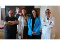 Pandemide ölümle burun buruna gelen anne doktorlarıyla buluştu