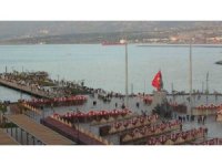 Yağışlı havanın son bulmasını fırsat bilen vatandaşlar İskenderun Sahili’ne akın etti