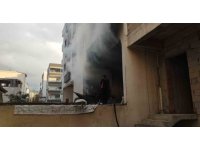 Hatay’da apartman dairesi ve metruk binada yangın