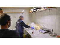 Adana’da mide bulandıran görüntü: Fırın mühürlendi