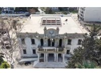 Depremde zarar gören tarihi valilik binası aslına uygun şekilde inşa ediliyor