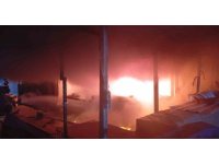 Antakya’da iş yeri alevlere teslim oldu