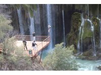 Mersin’in saklı cenneti Yerköprü Şelalesi ziyaretçileri hayran bırakıyor