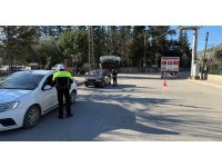 Kozan’da 10 araç ve 4 motosiklet trafikten men edildi