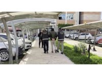 Yaşlı kadını altınları için başına taşla vurarak ağır yaralayan komşusu çıktı