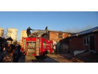 Antalya’da yaşlı çiftin evi alevlere teslim oldu