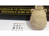 Mersin’de yurt dışına kaçırılmak istenilen binlerce tarihi eser ele geçirildi