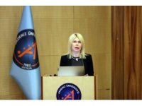 Prof. Dr. Özkan: "Kadınlarını geri bırakan toplumun ileri gitmesi imkansız"