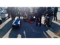 Isparta’da sürücüsünün kontrolünden çıkan motosiklet yola savruldu: 1 yaralı