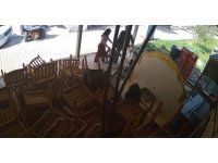 Hırsızlık yapmaması için uğraşan kız arkadaşını da kandırıp ne varsa çaldı