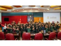 Tarsuslu minikler yerel yönetimleri yerinde öğrendi