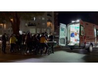 Kamyonetle çarpışan motosikletli yaralandı