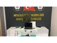 Dini duyguları istismar ederek 2 milyon liralık vurgun yapan 2 şahıs tutuklandı