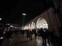 Depremin ardından yeniden inşa edilen Habibi Neccar Camii, Kadir Gecesi’nde vatandaşların akınına uğradı