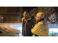 Üçüncü kez alkolden yakalanmamak için polisin üstüne araç sürüp kaçtı, yarım milyon lira ceza yedi