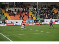 Trendyol Süper Lig: Corendon Alanyaspor: 5 - Kocaelispor: 0 (Maç sonucu)