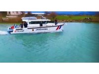 Manavgat’ta jandarmadan deniz ve ırmakta bayram mesaisi