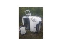 Akseki-Manavgat Karayolunda hafif ticari araç şarampole devrildi: 1’i ağır 6 yaralı