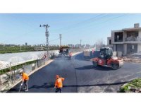 Mezitli’de sıcak asfalt atağı