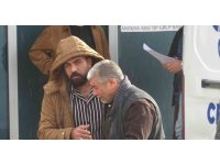 Babanın en ağır yükü: Kızı ve 5 torununun cenazesini gözyaşlarıyla teslim aldı