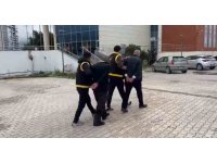 İskenderun’da işledikleri suçlardan aranan 2 kişi yakalandı