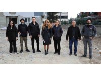 Aldıkları daireler yıllardır bitmeyen mağdurlar inşaat önünde eylem yaptı