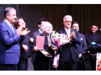 Uluslararası Tiyatro Festivali’nde, "Yaşam Boyu Başarı Ödülü" sahibini buldu