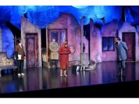 Mersin Şehir Tiyatrosu Dünya Tiyatro Günü’nü sahnede kutladı