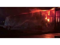 Osmaniye’de karton fabrikasında yangın