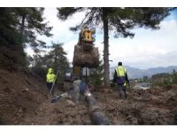 Mersin’de heyelan bölgesinde hasar gören içme suyu hattı onarıldı