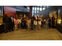 Gazele Gazel Korosu’nun çocuk sanatçıları Antakya’nın tarihi noktalarını gezdi