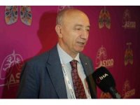 Akciğer kanserinde ölüm oranı ürkütüyor: "20 yıl sigara içenler taramadan geçmeli"