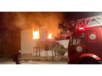 Alevlerin küle çevirdiği evde Kur’an-ı Kerim zarar görmedi