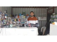 Hırsızın, arkadaşını ’sadece sıfır telefonları al’ diyerek yönlendirdiği 150 bin TL’lik soygun kamerada