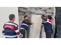 Antalya’da kaçak kozmetik üretimi yapılan depoya baskın: 65 milyon liralık sahte ürün ele geçirildi