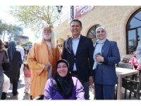 Festivalde Osmanlı geleneği yaşatıldı, ciğer tezgahları davul zurna ile şenlendi