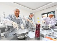 Mersin’de kan portakallı lokum üretildi