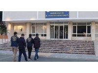 Mersin’de 2 hükümlü yakalanıp cezaevine gönderildi