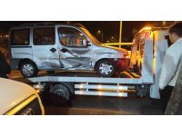 Ters yönden gelen aracın neden olduğu zincirleme kaza kamerada