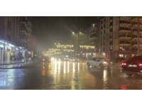 Osmaniye’de şiddetli yağmur ulaşımı vurdu