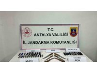 Okul çevrelerinde tehlikeli satışa jandarma müdahalesi