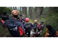 Antalya’da 80 metrelik uçuruma yuvarlanan adam yaralı olarak kurtarıldı