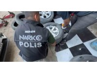 Lastiklere yapılan özel bölmeden 8 kilo 266 gram eroin çıktı